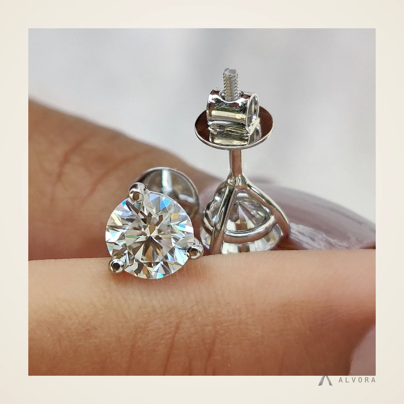 Wynne Round Studs, round studs lab-grown diamond earrings