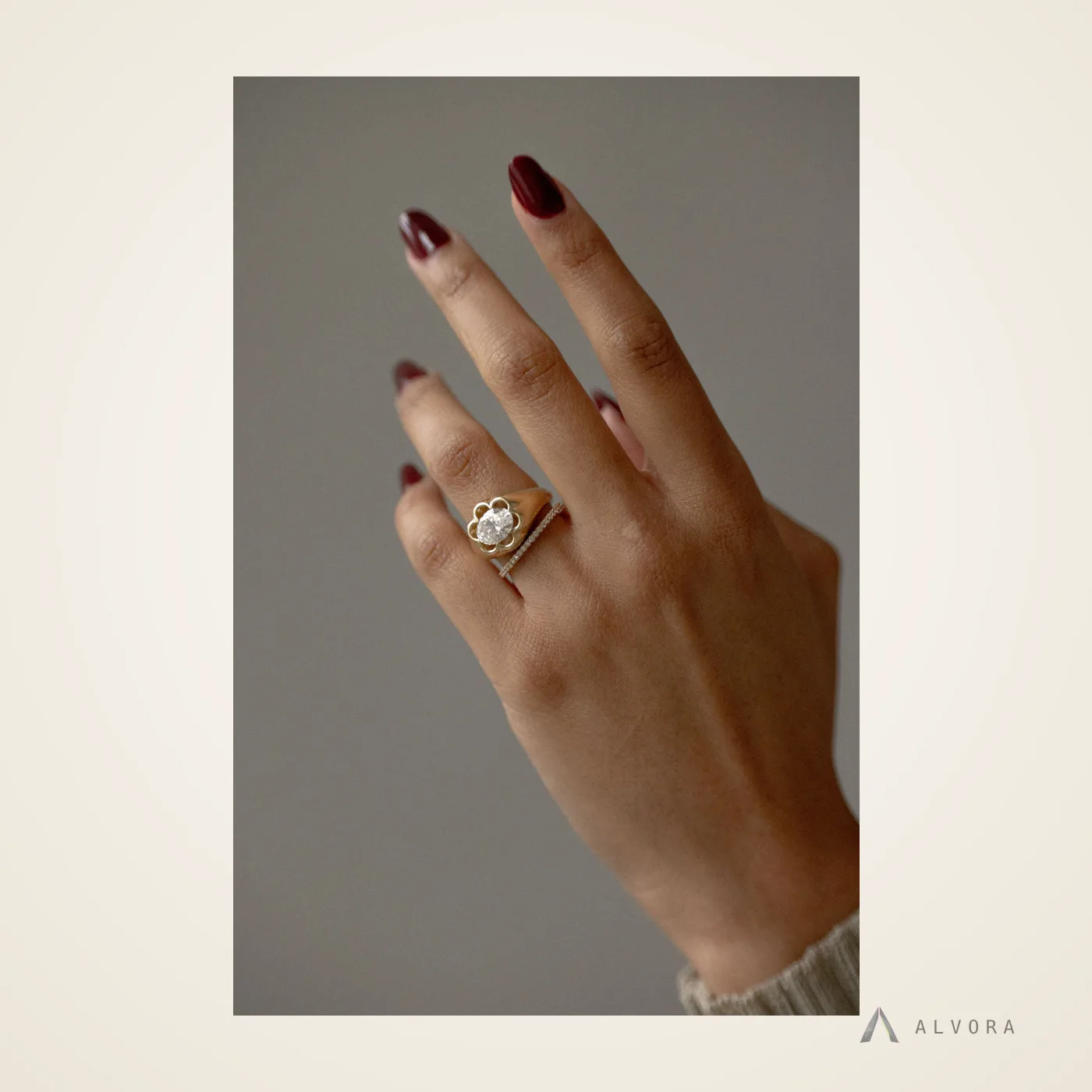 Fiorella Oval East-West, oval east-west lab-grown diamond engagement ring