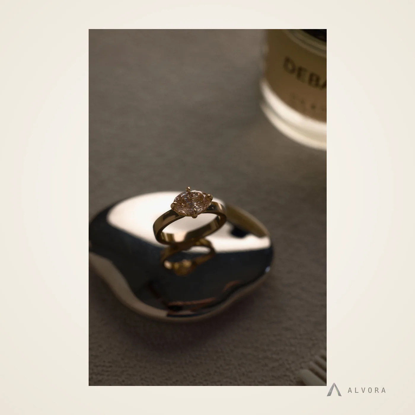 Anneliese Oval East-West, oval east-west lab-grown diamond engagement ring