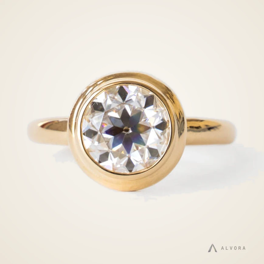 Belinda Solitaire, solitaire lab-grown diamond engagement ring