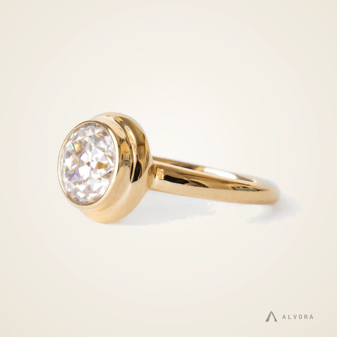 Belinda Solitaire, solitaire lab-grown diamond engagement ring