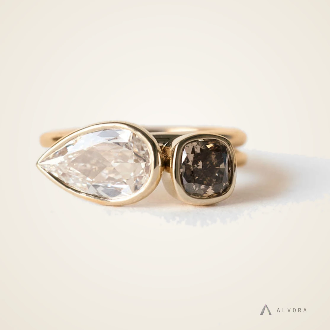 Elspeth Pear East-West, pear east-west lab-grown diamond engagement ring